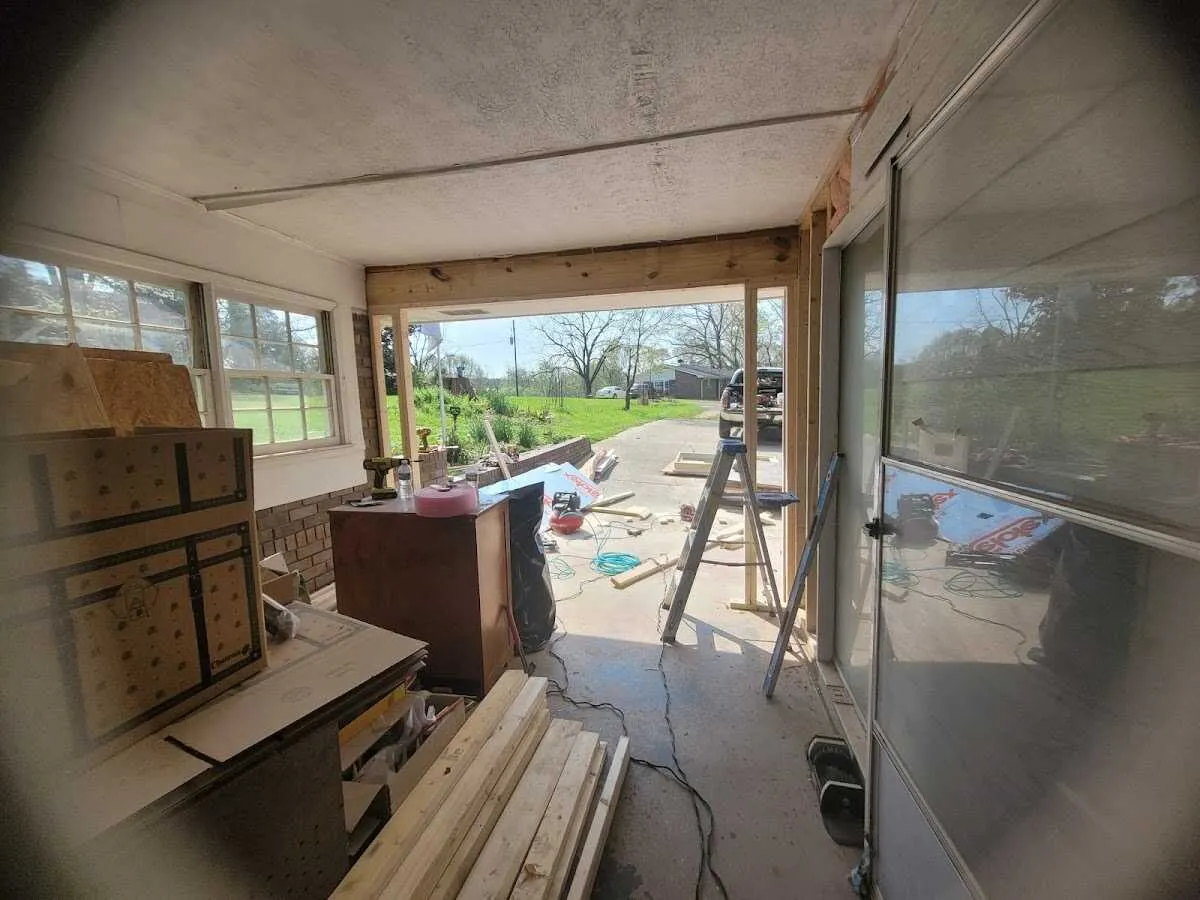 Air movers and dehumidifier for Water Mitigation Services in Goddard